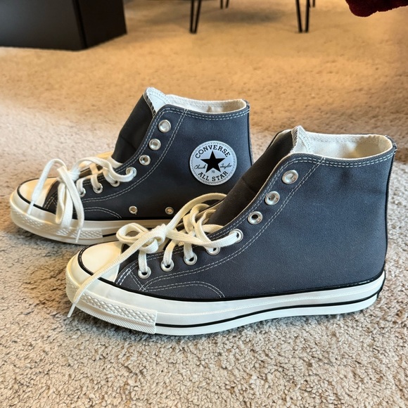 Grey high top converse - Picture 2 of 7